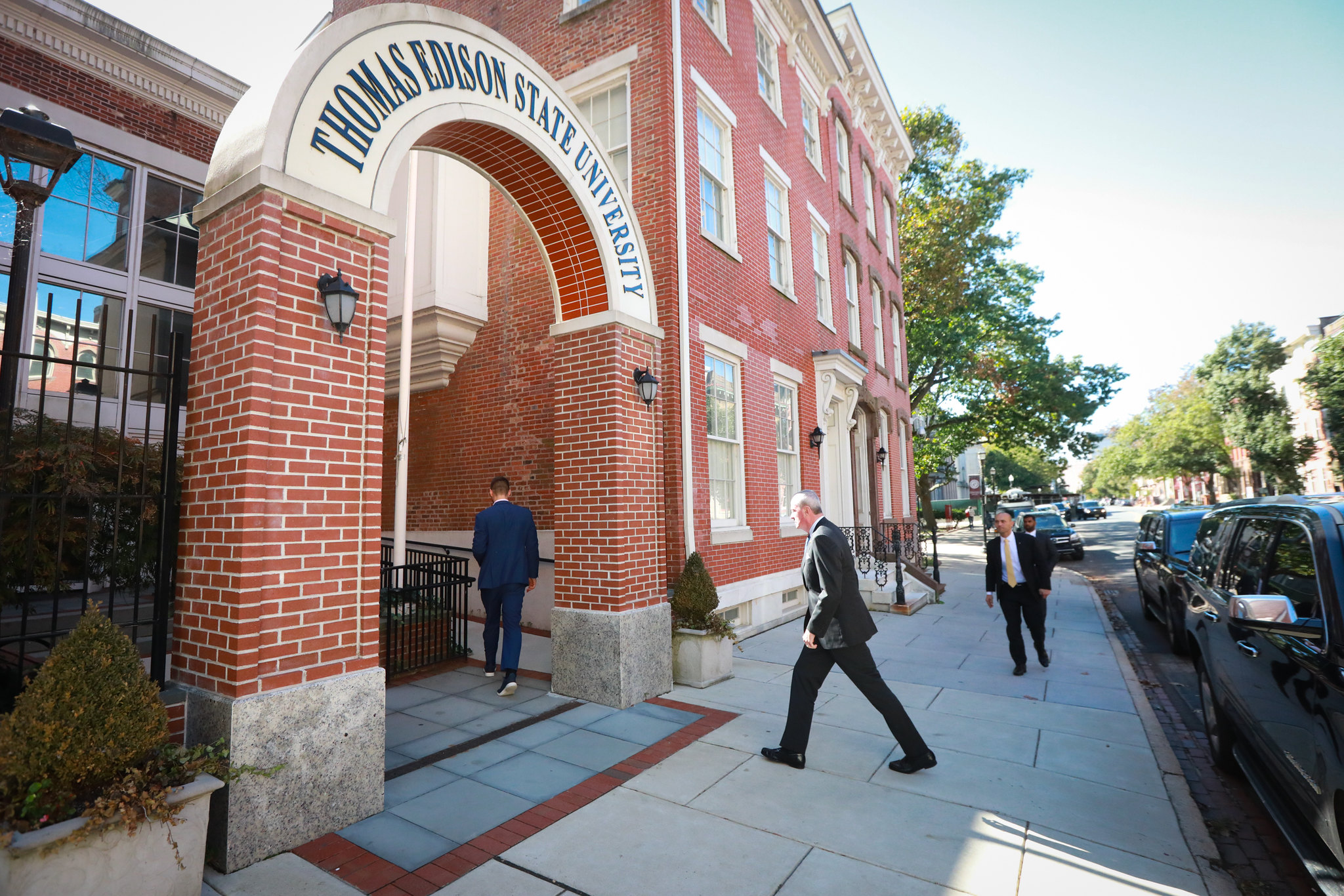 Thomas Edison state university partners with JetBlue for career development